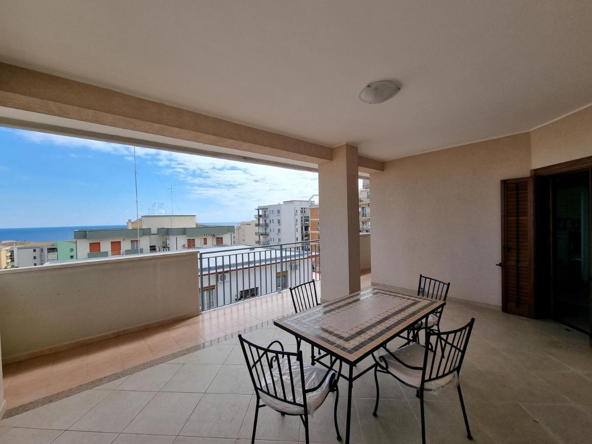 Terrazza Dea Calypso Apartman Szirakúza Kültér fotó